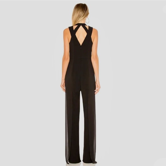 NWT Halston Heritage Black V-Neck Cutout Chiffon Panel Jumpsuit Size 6 So Sexy! - Picture 4 of 11